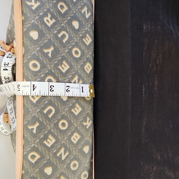 Dooney and Bourke Satchel bag - Picture 16 of 16